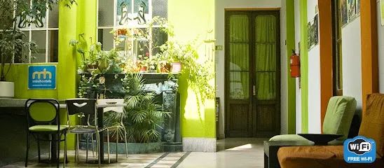 Hotel 06 Central Hostel
