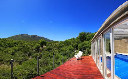 Hotel Espacio Zenderos Apart hotel Descanso para Adultos Imponente vista al Cerro en el bosque Serrano