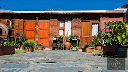 Hotel Hostal La Reyna